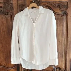 XiRENA Cream Button-Up Blouse